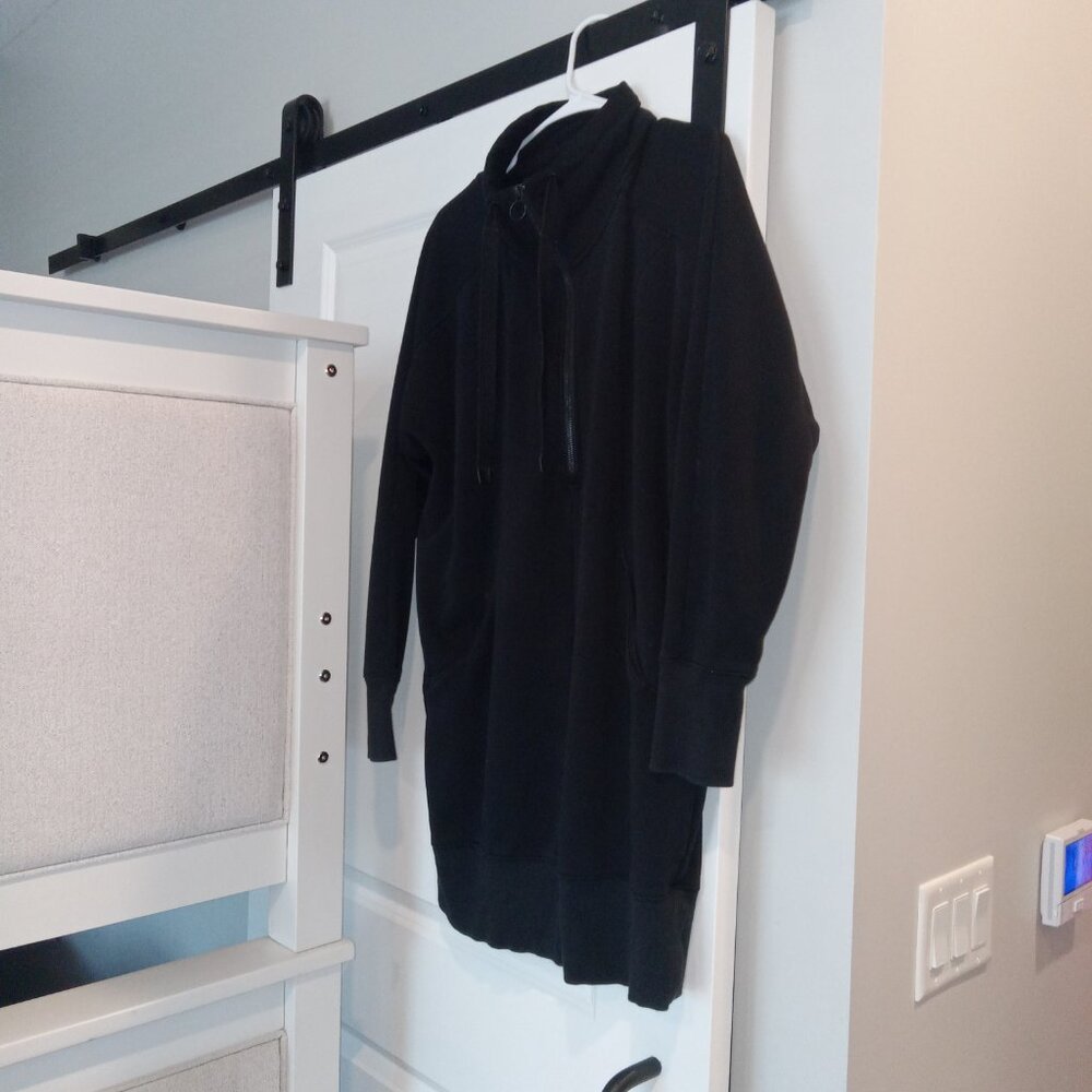 GREAT M Black Women's Athleta Dress